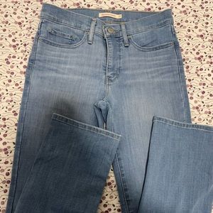Levi’s womens jeans